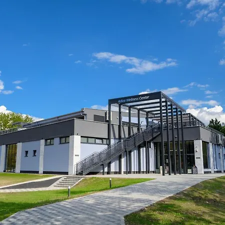 Adica Prenociste Sport Wellness Centar - Bazeni Ada